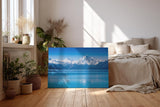 Sinus Art Wandbild 120x80cm Stimmungsvolle Alpenlandschaft mit ruhiger Wasserfläche und majestätischen Gipfeln