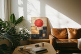 Paul Sinus 60x90cm Wandbild Kraftvolle Geometrie – Abstraktes Fokuskunstwerk mit roter Sonne und klaren Formen
