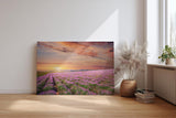 Sinus Art Wandbild 120x80cm Unendliches Lavendelfeld im warmen Licht des Sonnenuntergangs – beruhigend und harmonisch