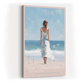 Paul Sinus Wandbild in 40x60cm Frau im weißen Sommerkleid am Strand – romantische Küstenkunst mit impressionistischem Charme für harmonische Wohnräume