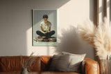 Paul Sinus Wandbild in 40x60cm Pages and Peace – Meditatives Porträt einer jungen Frau, sitzend auf Bücherstapeln im Schneidersitz und lesend, zeitgenössische Bilder in harmonischer Farbgebung