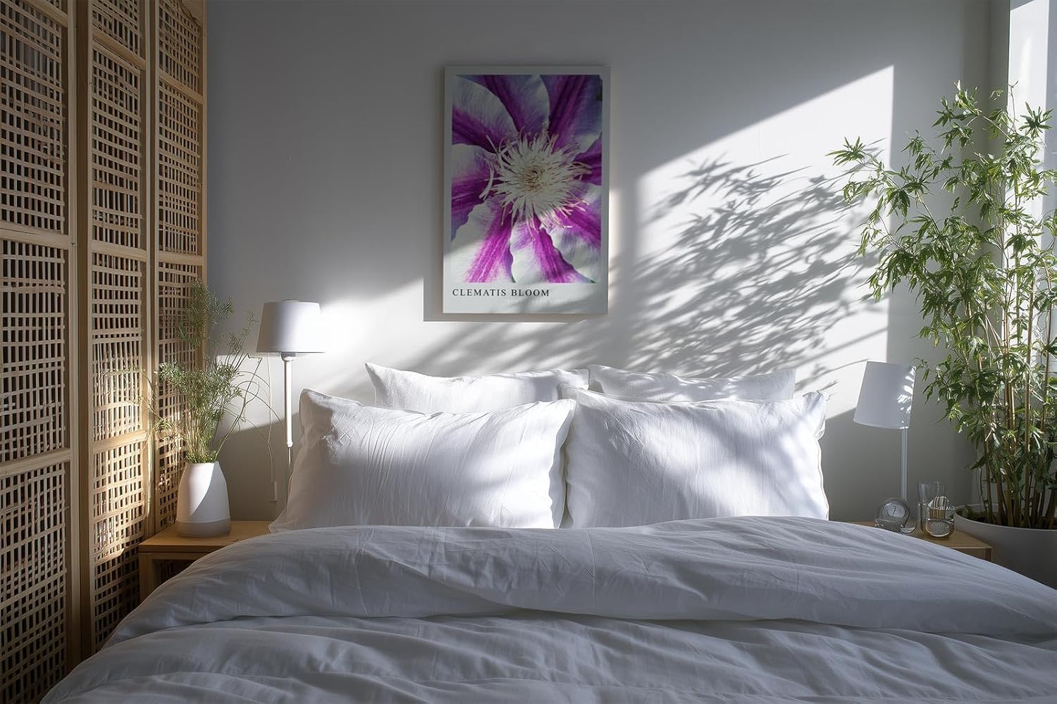 Paul Sinus Kunstdruck 40x60cm Clematis Bloom – violett-weiße Blüte in symmetrischer Komposition mit Fokus auf Zentrum