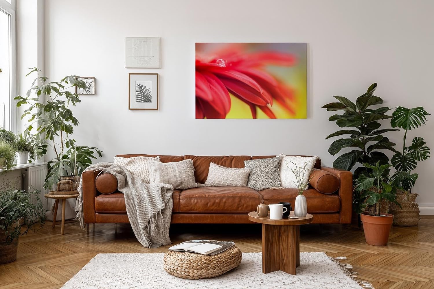 Sinus Art Wandbild 120x80cm Detailreiche Nahaufnahme roter Blütenblätter mit glitzerndem Tautropfen