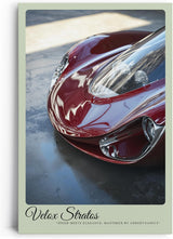 Paul Sinus Leinwandbild 40x60cm Velox Stratos Leinwandbild rotes Auto in glänzendem Finish futuristisches Design und aerodynamische Eleganz