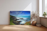 Sinus Art Wandbild 120x80cm Felsige Küste trifft auf türkisfarbenes Meer unter dramatischem Himmel