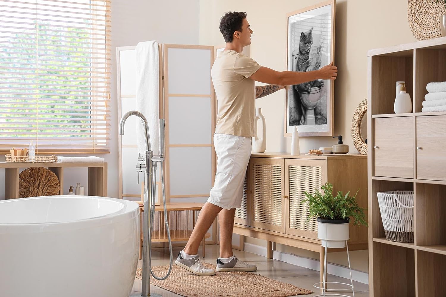 Paul Sinus Poster/Leinwandbild/Rahmenoption Lustiges Katzenbild – Witzige Klo-Deko für dein Gäste-WC – Perfekt für Humor-Fans