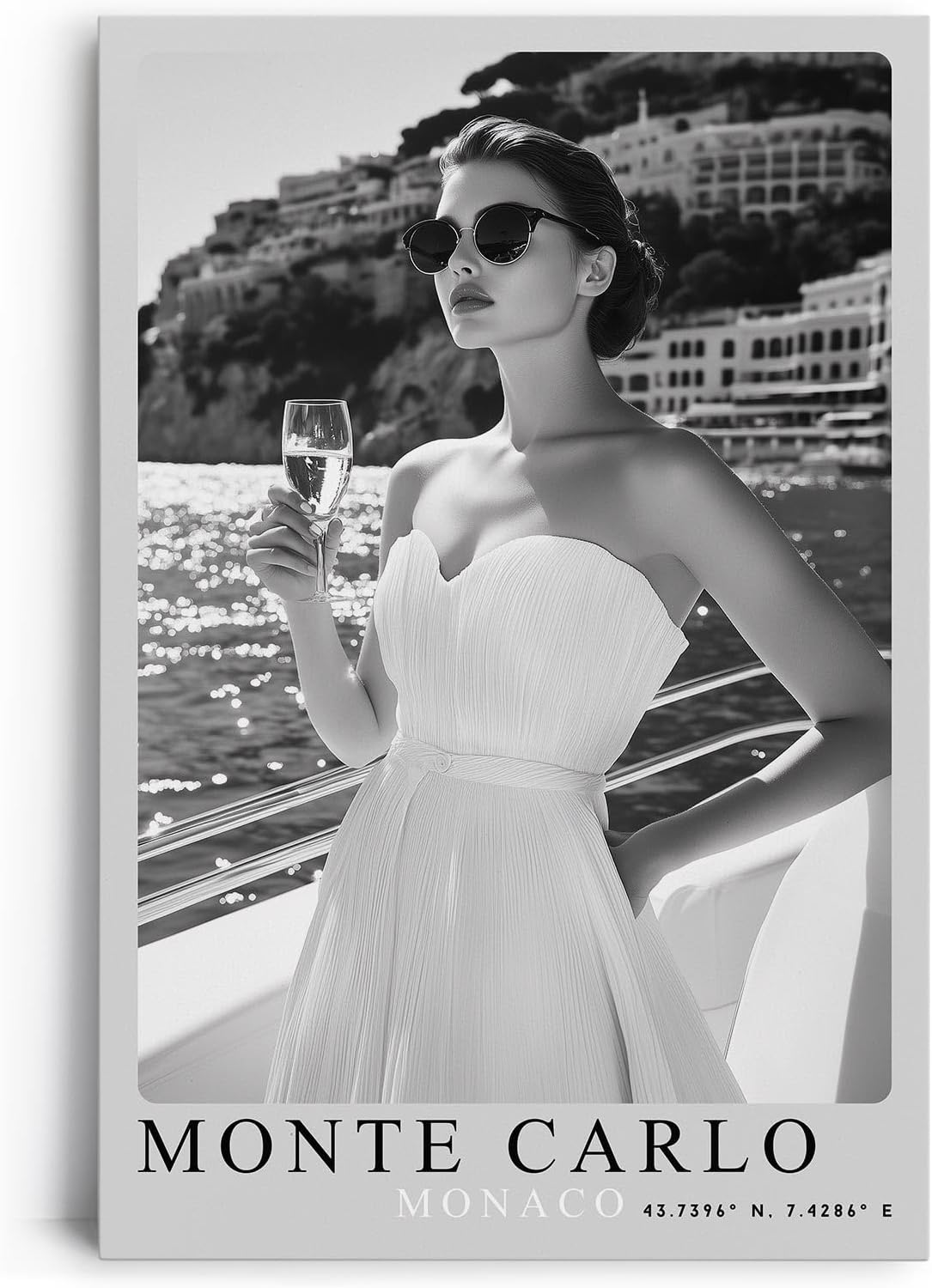 Paul Sinus Leinwandbild 40x60cm Leinwandbild Monte Carlo – Stilvolle Schwarz-Weiß-Fotografie einer eleganten Frau auf einer Yacht, luxuriöse Ästhetik