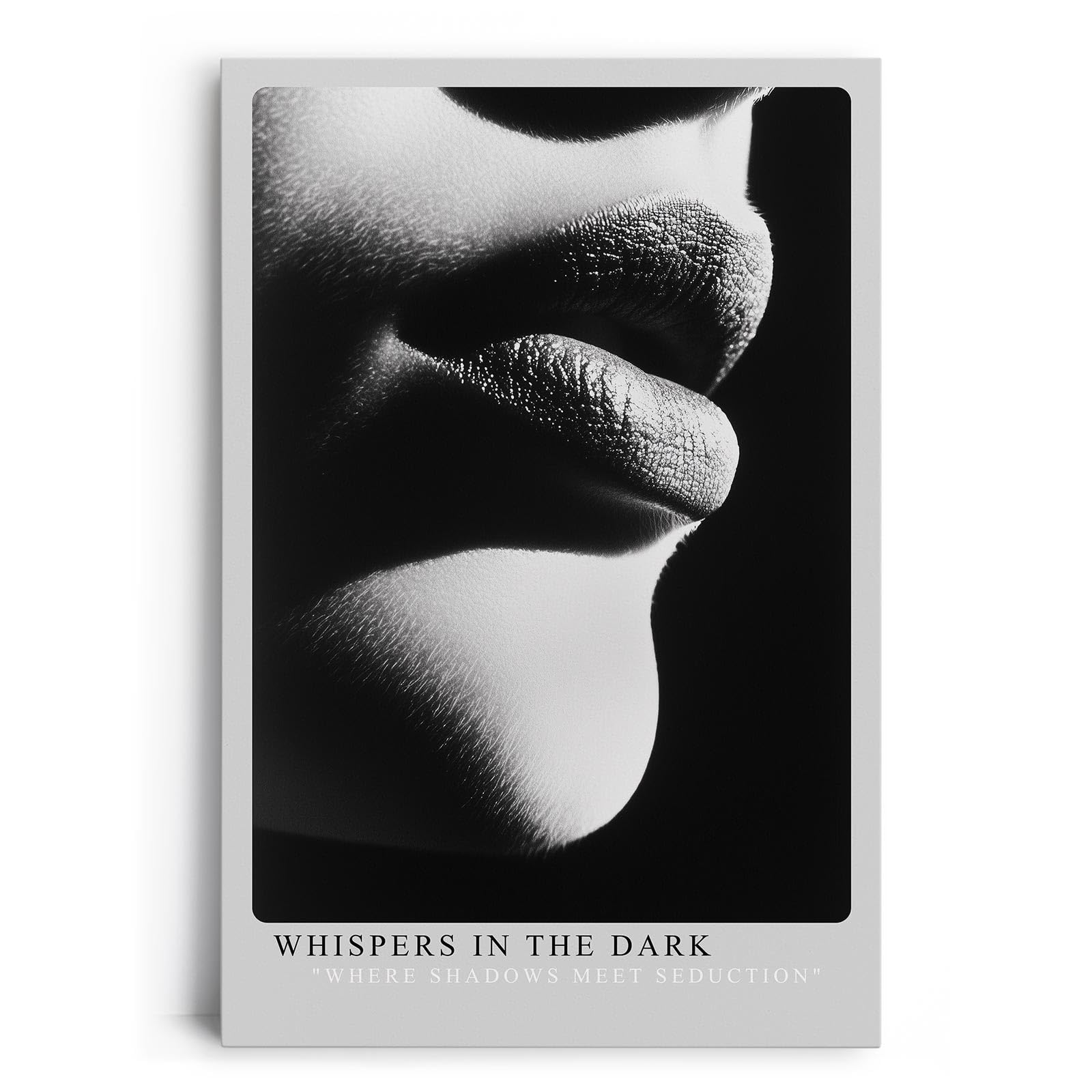 Paul Sinus Leinwandbild 40x60cm Flüstern in der Dunkelheit – Sinnliches Schwarz-Weiß-Porträt mit faszinierendem Licht-Schatten-Spiel