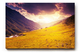 Sinus Art Wandbild 120x80cm Sonnenuntergang taucht Bergwiese in goldenes Licht mit dramatischem Himmel
