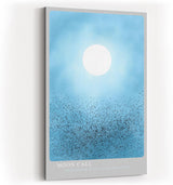 Paul Sinus Wandbild in 40x60cm Großer Vogelschwarm unter hellem Vollmond in sanftem Blau