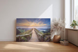 Sinus Art Wandbild 120x80cm Panoramaweg mit Geländer auf Höhenzug im goldenen Abendlicht für weite Raumwirkung