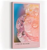 Paul Sinus Kunstdruck 40x60cm Liquid Bloom – Florale Nahaufnahme in Tropfenglanz und Pastell