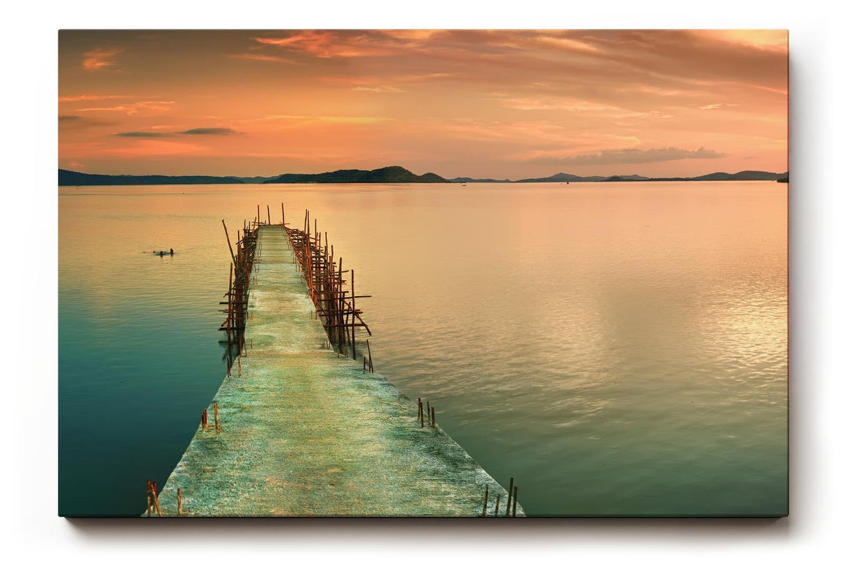 Sinus Art Wandbild 120x80cm Der verfallene Holzsteg führt ins ruhige Wasser und lädt zur inneren Einkehr ein