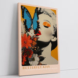 Paul Sinus Leinwandbild 40x60cm Schmetterlingskuss – Elegantes Pop-Art-Porträt mit leuchtenden Farben, floralen Elementen und surrealer Ästhetik