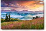Sinus Art Wandbild 120x80cm Farbige Bergwiese mit Nebelschwaden und dramatischem Himmel für emotionale Raumwirkung