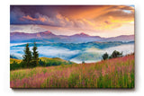Sinus Art Wandbild 120x80cm Farbige Bergwiese mit Nebelschwaden und dramatischem Himmel für emotionale Raumwirkung