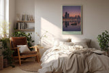 Paul Sinus Wandbild in 40x60cm City Mirror mit ruhiger Stadtsilhouette und Boot im Abendlicht für moderne Wandgestaltung