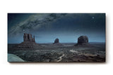 Sinus Art Wandbild 120x80cm Faszinierende Landschaft mit ikonischen Felsformationen unter der Milchstraße