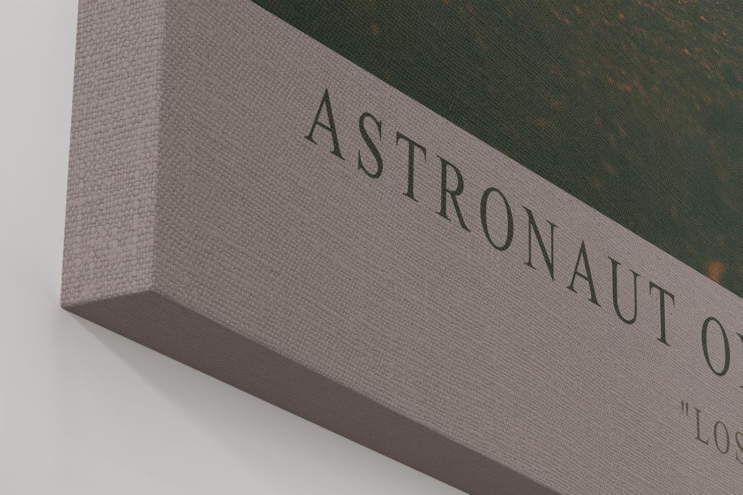 Paul Sinus Wandbild in 40x60cm Astronaut on Earth – Astronaut in nebeliger Waldlandschaft