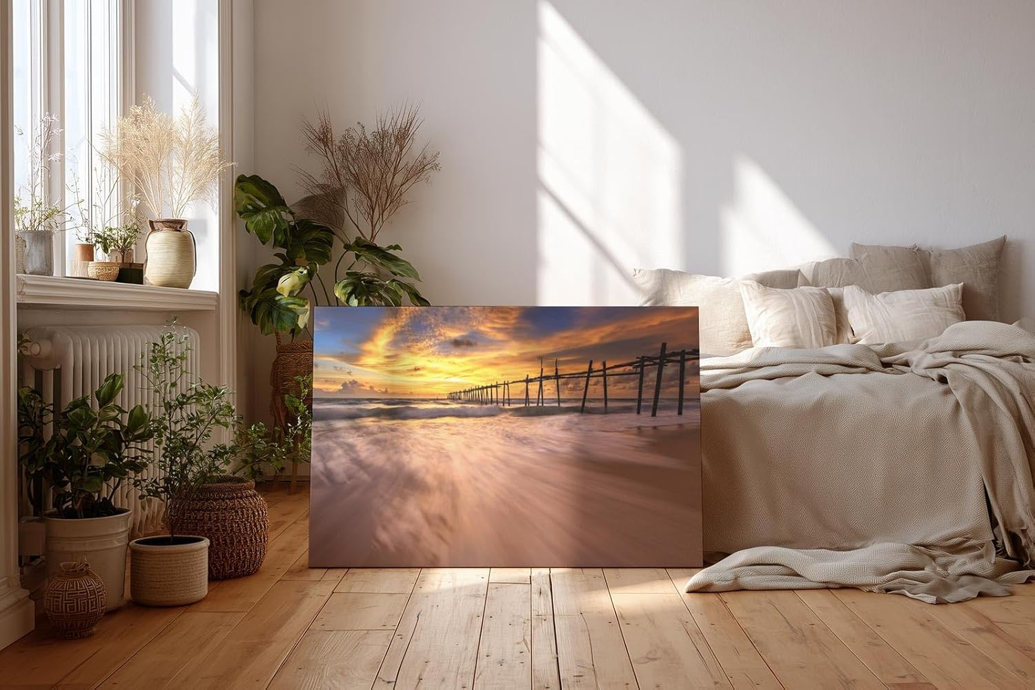 Sinus Art Wandbild 120x80cm Dramatische Szene mit bewegtem Wasser und historischem Holzsteg bei Sonnenuntergang