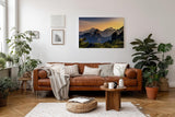 Sinus Art Wandbild 120x80cm Dramatische Berglandschaft mit goldenen Sonnenstrahlen und markanten Felsen