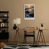 Paul Sinus Leinwandbild 40x60cm Goldene Gezeiten – Dynamische Meereswellen mit Sonnenreflexionen und schimmernden Wasserspritzern