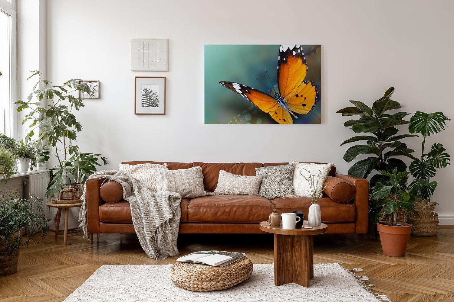 Sinus Art Wandbild 120x80cm Detaillierte Nahaufnahme eines orangefarbenen Schmetterlings mit harmonischer Komposition