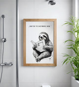 Paul Sinus Poster/Leinwandbild/Rahmenoption Lustiges Faultierbild – Witzige Klo-Deko fürs Gäste-WC – Perfekt für Entspannte