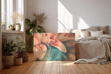 Sinus Art Wandbild 120x80cm Weichgezeichnete Nahaufnahme einer pastellfarbenen Blüte mit romantischer Stimmung