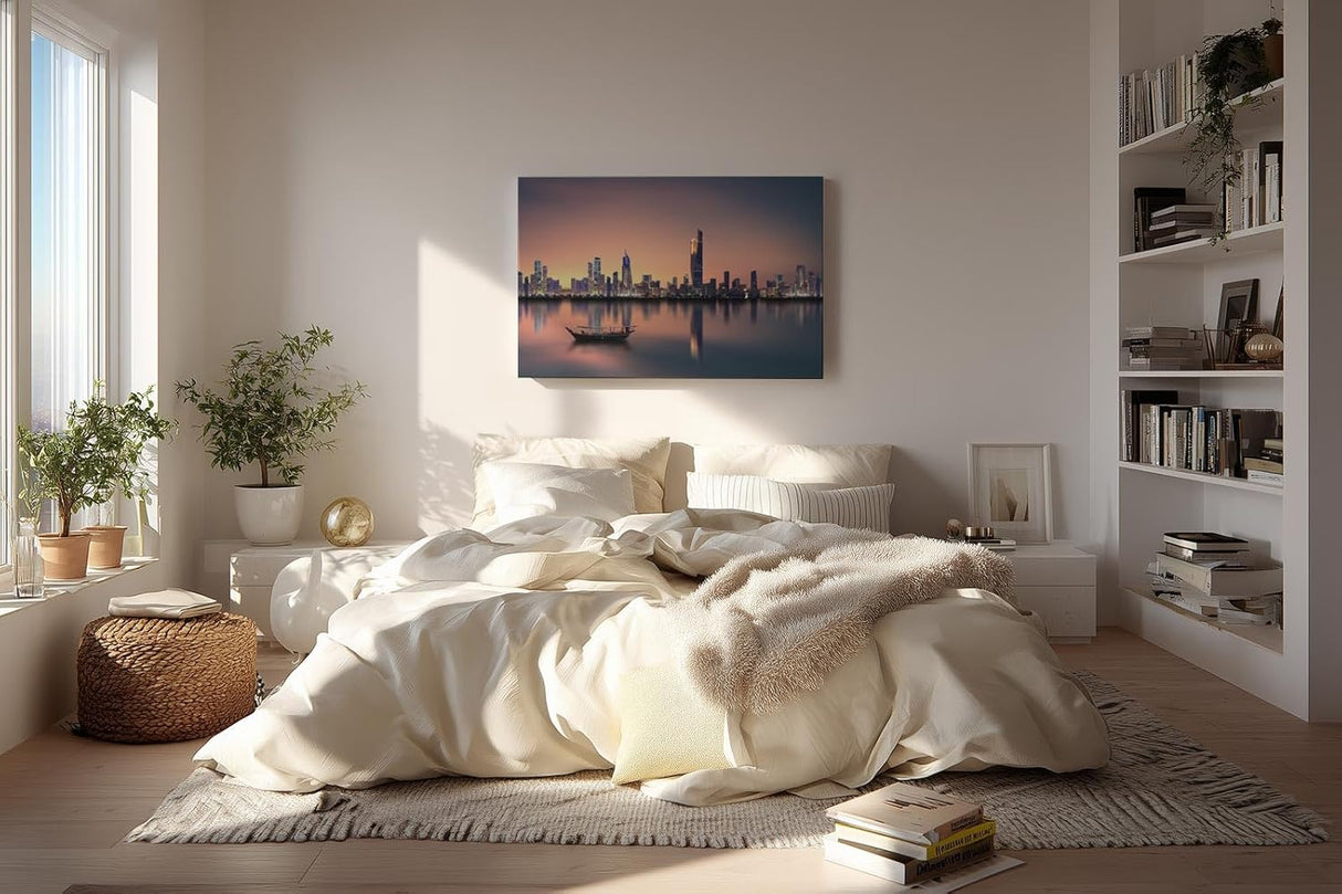 Sinus Art Wandbild 120x80cm Städtische Skyline in der Dämmerung mit reflektierendem Wasser und ruhigem Boot – kontrastreich und elegant