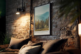 Paul Sinus Kunstdruck 40x60cm Mountain Silhouettes mit Waldpanorama in Pastelltönen