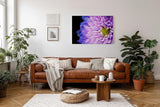 Sinus Art Wandbild 120x80cm Makro einer geöffneten Blüte – fesselnde Struktur mit leuchtendem Zentrum