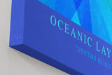 Paul Sinus Wandbild in 40x60cm Oceanic Layers – Abstrakte Tiefen in Blau für moderne Raumgestaltung