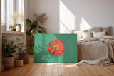 Sinus Art Wandbild 120x80cm Zentrierte rote Zinnienblüte auf grünem Blattmuster – harmonisch, lebendig und modern