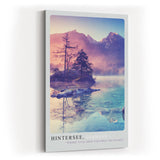 Paul Sinus Kunstdruck 40x60cm Hintersee in Bayern – malerische Berglandschaft mit glasklarem See in Pastellfarben