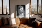 Paul Sinus Wandbild in 40x60cm The White King Weißer Löwe in frontaler Pose mit Wasserbewegung in monochromer Darstellung
