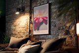Paul Sinus Kunstdruck 40x60cm Pink Glow – Sanfte Blütenpracht in zartem Lichtspiel