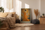 Paul Sinus Wandbild in 40x60cm The Sun's Favorite mit eleganter Frau in goldener Robe vor floralem Hintergrund für luxuriöse Wandgestaltung