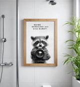 Paul Sinus Poster/Leinwandbild/Rahmenoption Lustiges Waschbärbild – Witzige Klo-Deko fürs Gäste-WC – Perfekt für Humorvolle