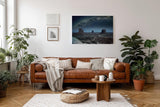 Sinus Art Wandbild 120x80cm Faszinierende Landschaft mit ikonischen Felsformationen unter der Milchstraße