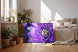 Sinus Art Wandbild 120x80cm Faszinierende Makroaufnahme einer violetten Blüte mit feinen Strukturen und natürlicher Tiefe