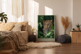 Paul Sinus Wandbild in 40x60cm Eye of the Jungle – Nahaufnahme eines Leoparden im dichten Blätterdach