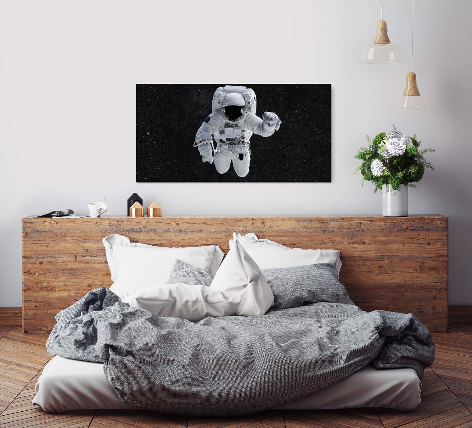 Astronaut im Weltall ca. 130x70cm Wandbild inklusive Schattenfugenrahmen weiss - Panorama Leinwand Bild XXL Format Wandbilder Wohnzimmer Wohnung Deko Kunstdrucke