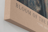 Paul Sinus Wandbild in 40x60cm Bloom of the Forgotten – Ausdrucksstarke Kunst mit floraler Metapher für Erinnerung und Vergänglichkeit