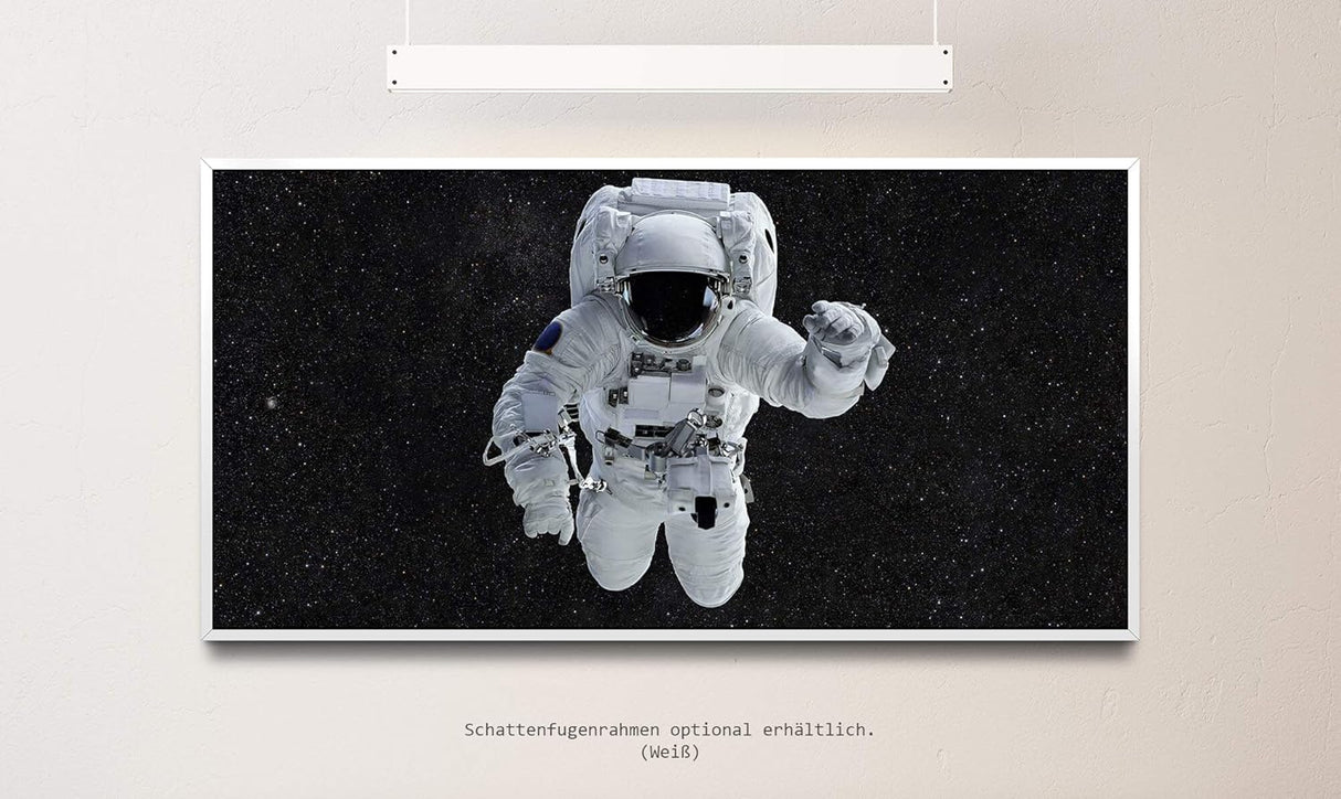 Astronaut im Weltall ca. 130x70cm Wandbild inklusive Schattenfugenrahmen weiss - Panorama Leinwand Bild XXL Format Wandbilder Wohnzimmer Wohnung Deko Kunstdrucke