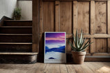 Paul Sinus Kunstdruck 40x60cm Valley of Purple Haze nebelverhüllte Berge in violettem Licht mit mystischer Stimmung und Tiefe