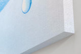Sinus Art Wandbild 120x80cm Zartes Blattgewebe in kühlem Blau mit Tautropfen – ideal für ruhige Raumgestaltung