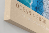 Paul Sinus Wandbild in 40x60cm Ocean's Edge – Luftaufnahme von Wellen und Sandstrand in Blauund Beigetönen