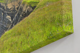 Sinus Art Wandbild 120x80cm Atemberaubende Berglandschaft mit dramatischen Felsformationen und saftigem Grün