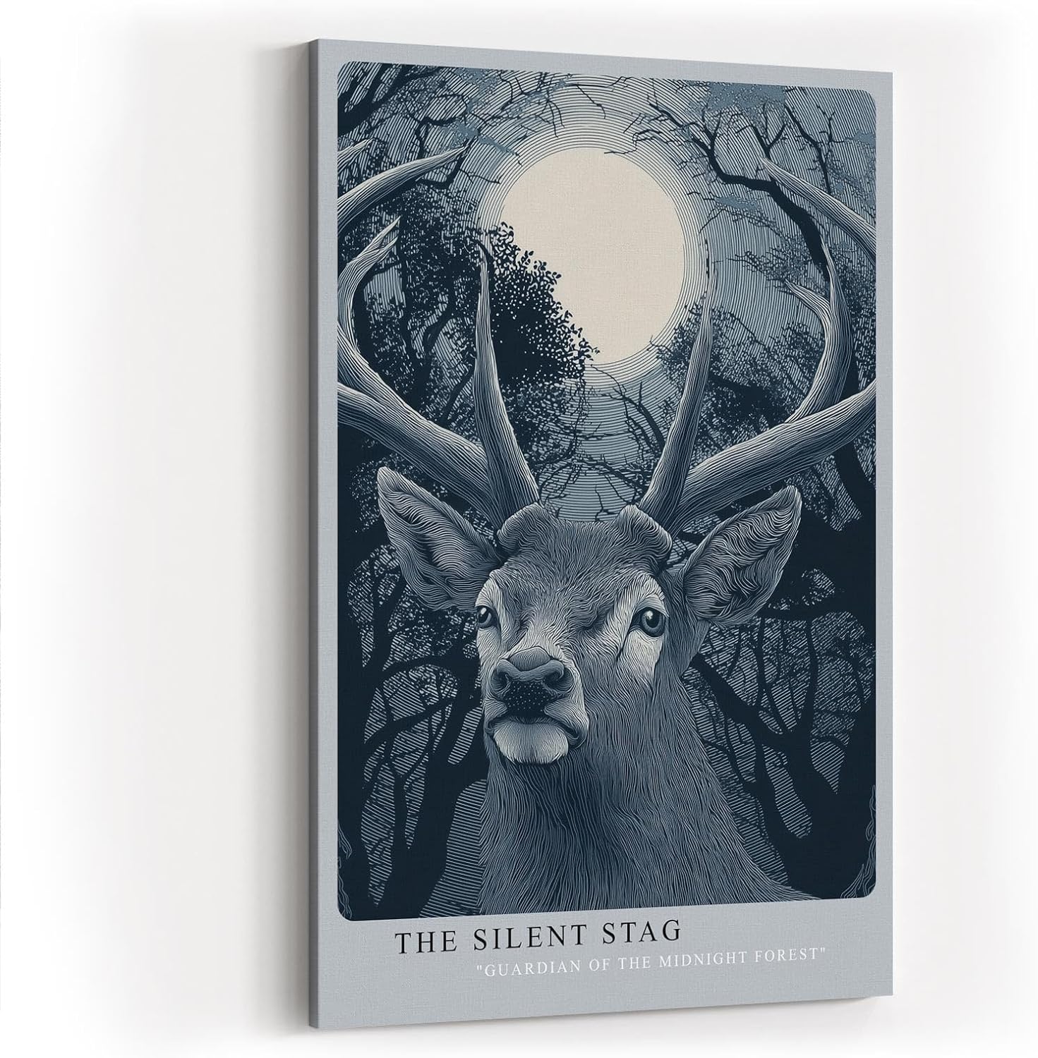 Paul Sinus Wandbild in 40x60cm The Silent Stag – majestätischer Hirsch vor Vollmond im nächtlichen Wald, detailreiche Illustration in kühlen Blautönen